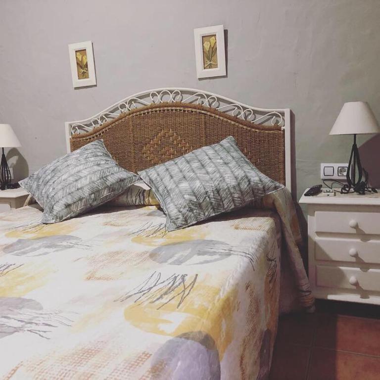 Hostal El Espinel - Habitación con cama grande - 4