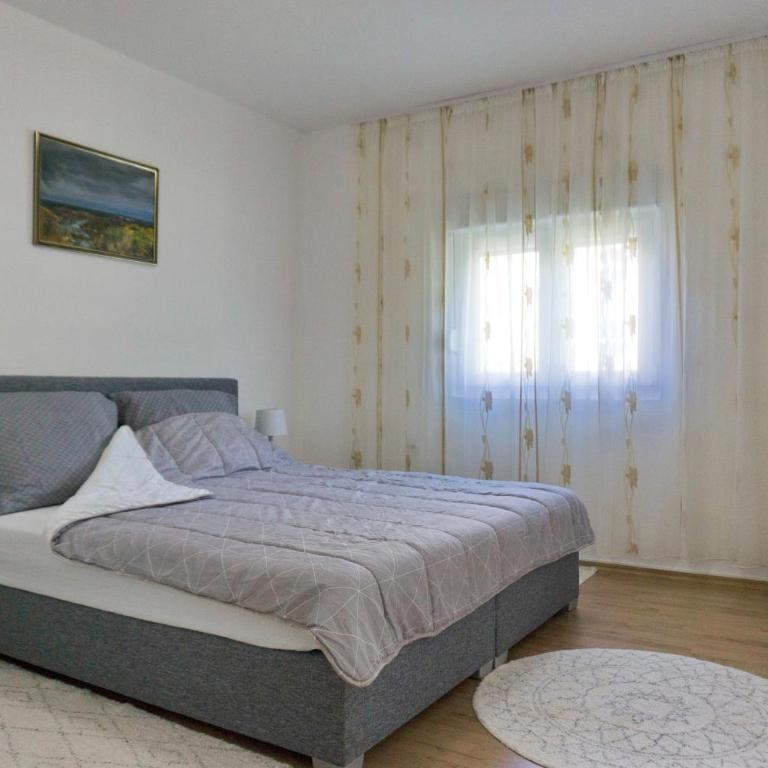 Apartmani Ambasador - Apartman - Prizemlje - 2