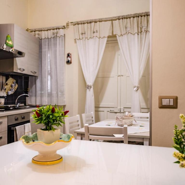 La casa di Chiara - One-Bedroom House - 9