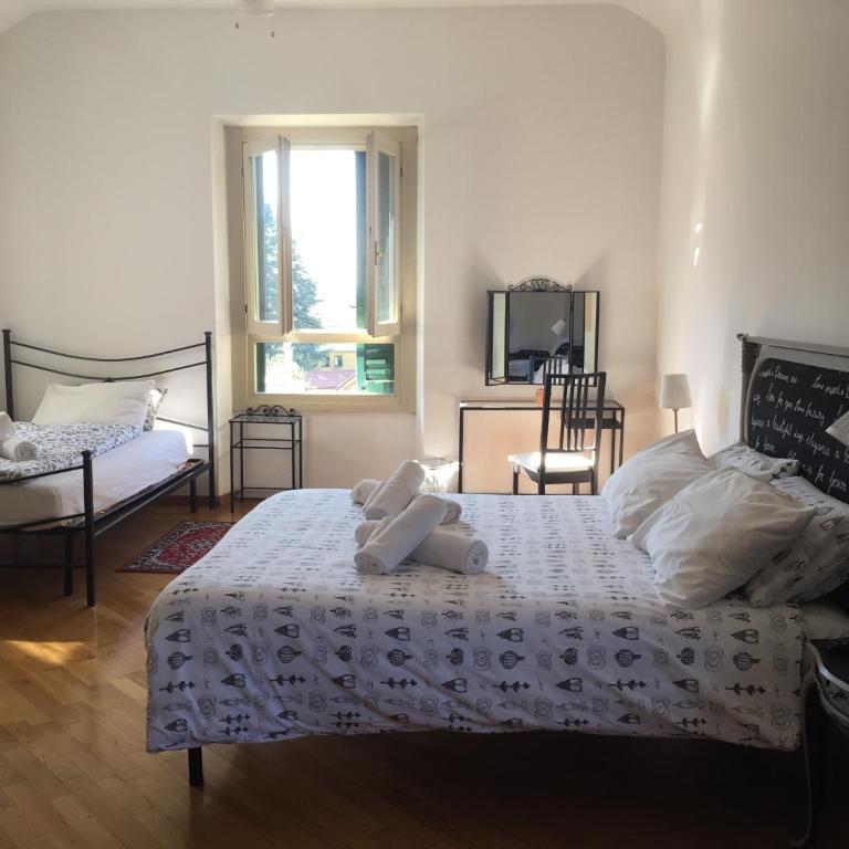 Villa del Cigno - Camera Matrimoniale con Bagno in Comune - 4