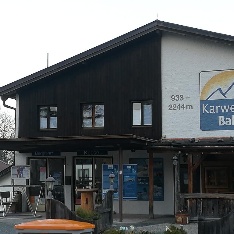 Ferienwohnungen Karwendelbahn - Holiday Home 4 Talstation without Sauna - 3