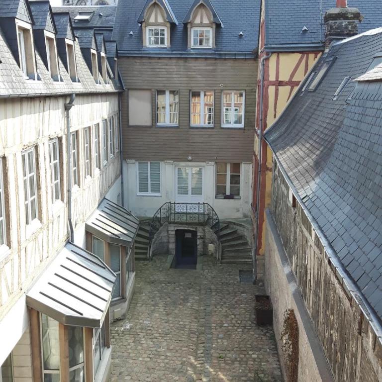 Centre historique l'authentique Saint Nicolas ou le bourdon de la Cathédrale - Appartement 1 Chambre - 41