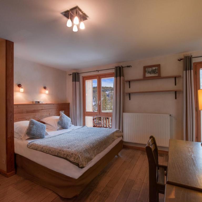 Hotel & Restaurant Les Escondus - Chambre Quadruple - 4