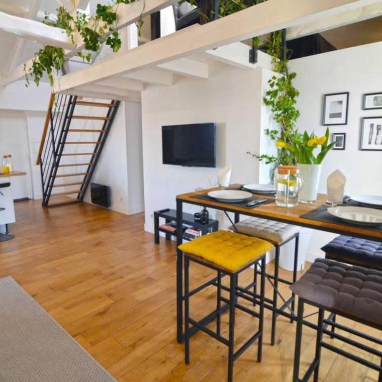 Duplex Elegant & Moderne - 3 chambres - Rooftop terrasse & Jacuzzi- Chélitz - Appartement 3 Chambres - 3