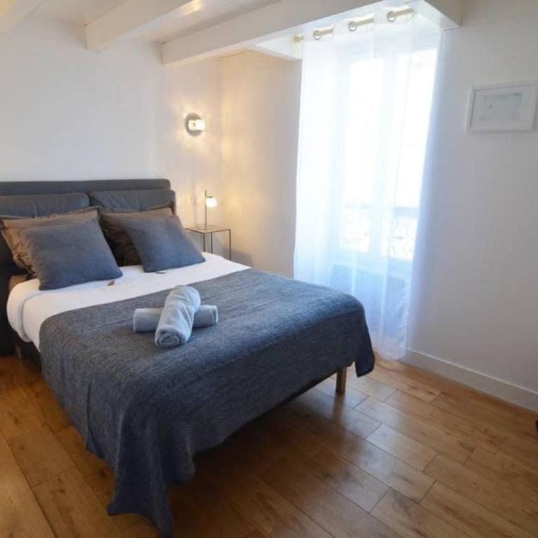 Duplex Elegant & Moderne - 3 chambres - Rooftop terrasse & Jacuzzi- Chélitz - Appartement 3 Chambres - 23