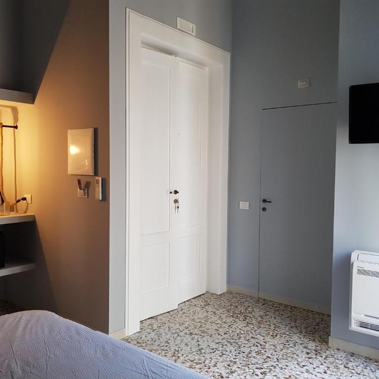 MammaDada charm rooms - Deluxe Double Room with Balcony - 1