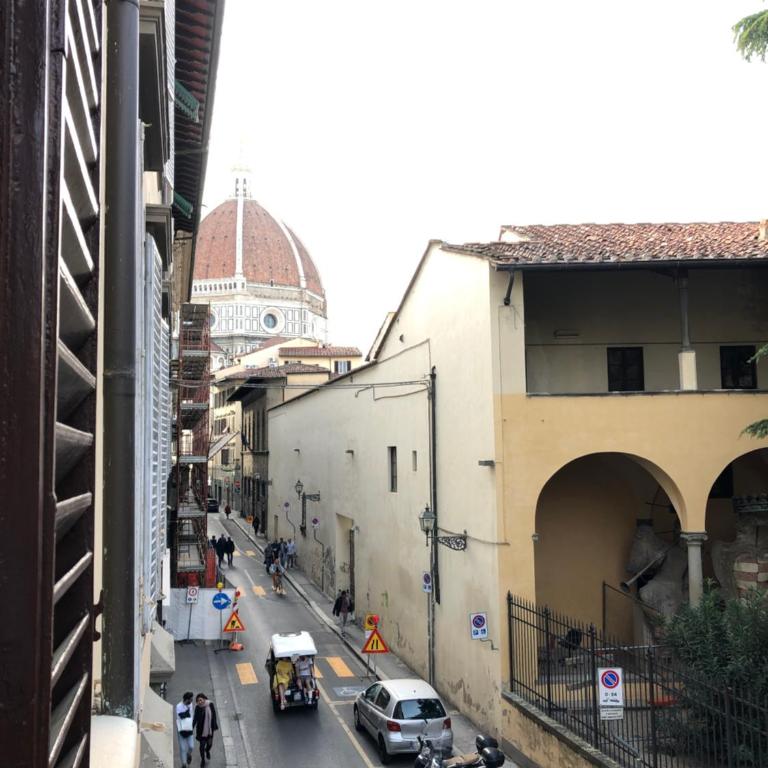 Florence Apartments Home Feeling - Oblio One-Bedroom Apartment - 10