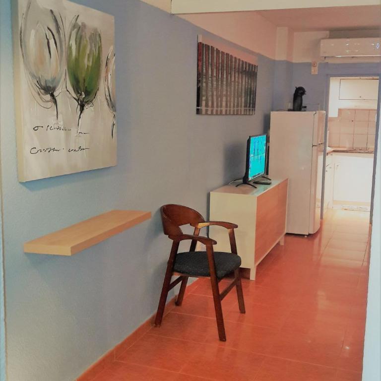 Apartamentos TSS Alboran - Apartamento con vistas a la piscina (2 adultos + 2 niños) - 33