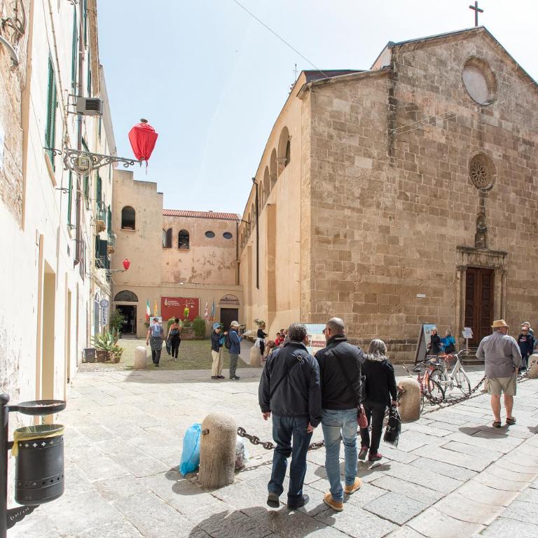 Centro Storico Carlo Alberto - Appartamento Superior con 2 Camere da Letto - 47