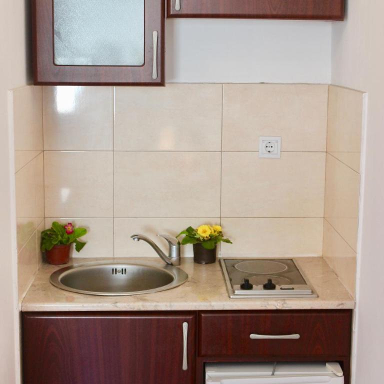 Nir Apartments Budva - Studio with Terrace - 14