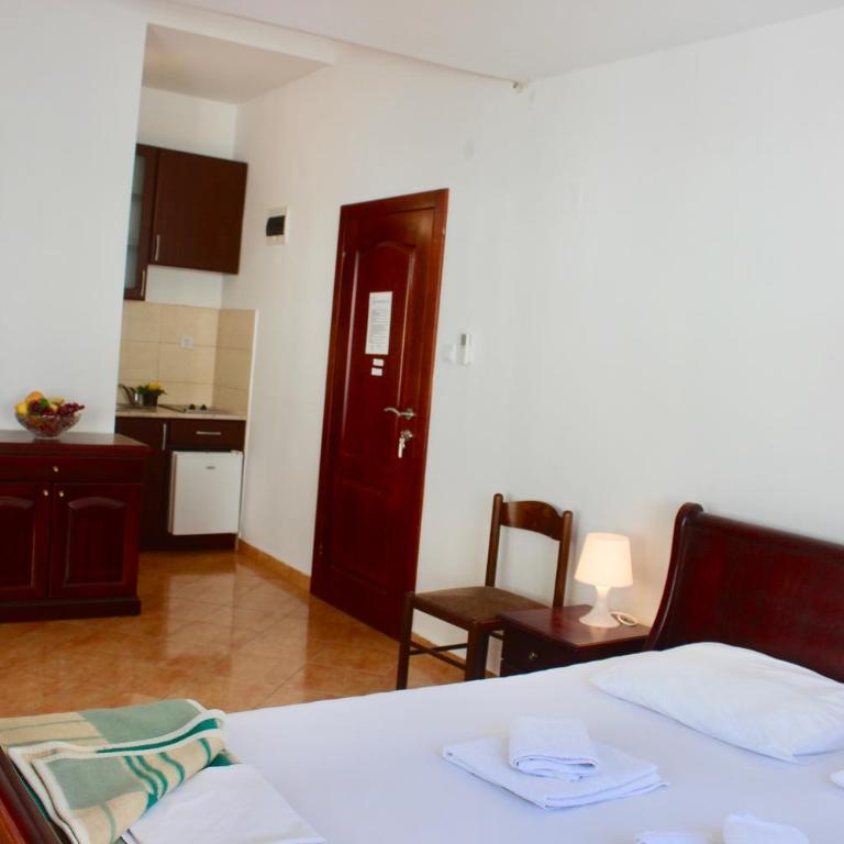 Nir Apartments Budva - Studio with Terrace - 29