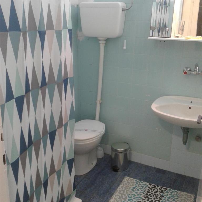 Hotel Kamelija - Basic Triple Room - 5