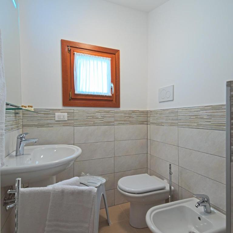 Palazzetto Canossa - Camera Matrimoniale/Doppia con Letti Singoli con Bagno Privato - 7