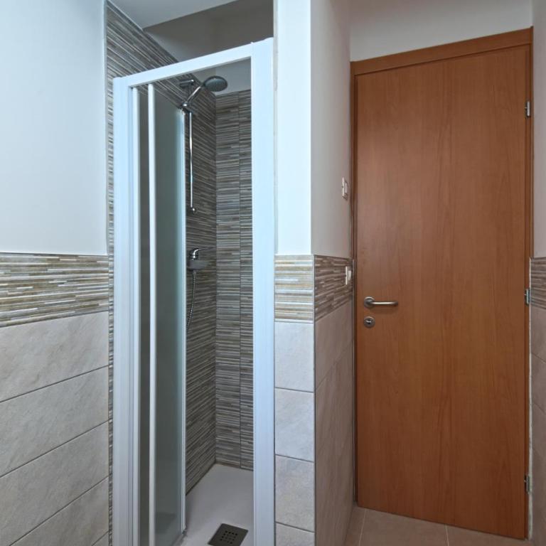 Palazzetto Canossa - Camera Matrimoniale/Doppia con Letti Singoli con Bagno Privato - 6