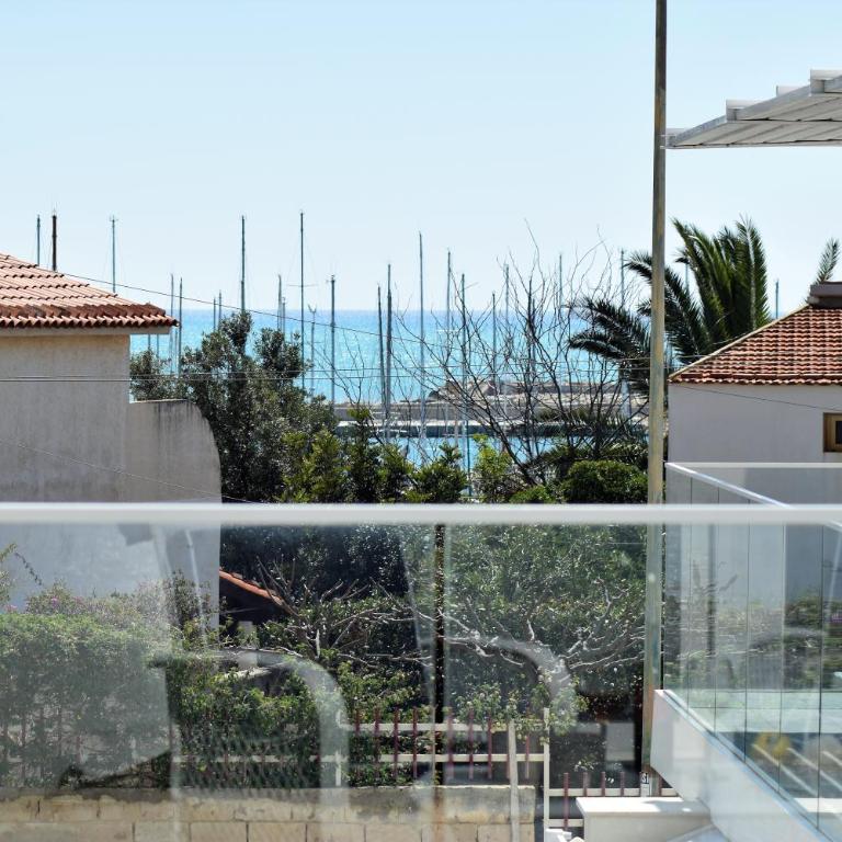 DELPOSTO Marina di Ragusa PRL - Appartamento con 2 Camere da Letto - 2