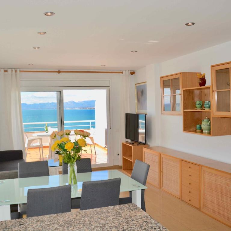 Saval Rits - Apartamento con vistas al mar - 4