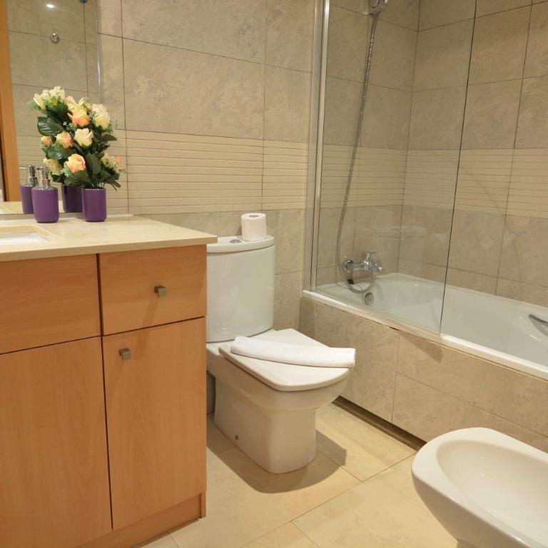 Saval Spa Aqquaria Family Complex - Apartamento con vistas a la piscina - 11