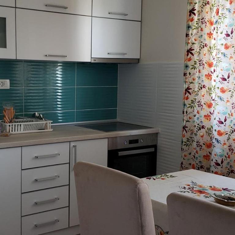 Apartmani Suncokreti - Sunflower Apartments - Two-Bedroom Apartment - 1
