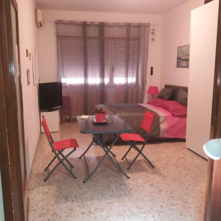 Apartament Silvy Trastevere - Camera Matrimoniale con Bagno Privato Esterno - 10