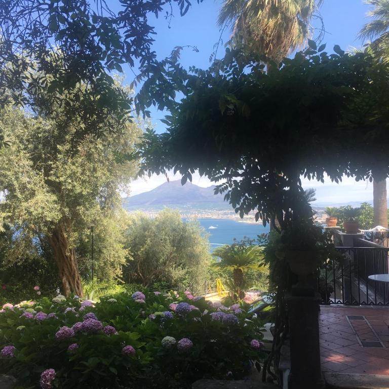 Poggio Miramare Luxury Home - One-Bedroom Apartment - 35