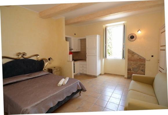 Residenza Casale San Francesco free parking - Family Apartment (2 Adults + 2 Children) with Sea View - 7