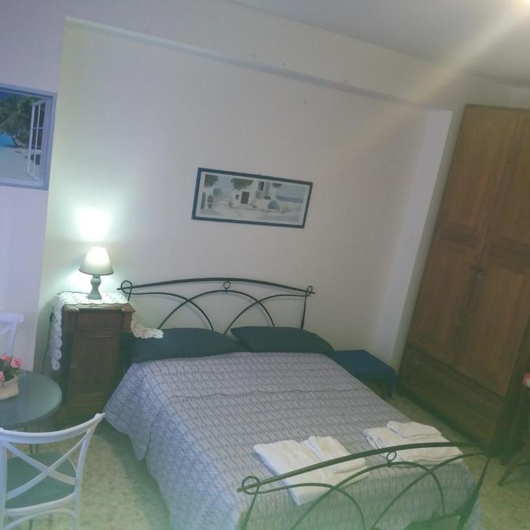Apartament Silvy Trastevere - Camera Tripla con Bagno Privato Esterno - 15