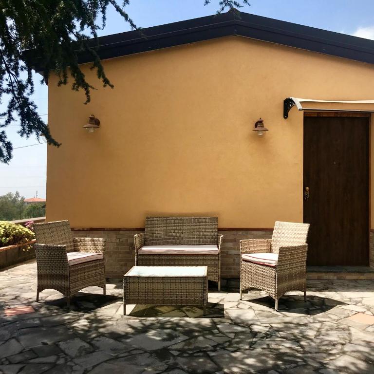 Dependance in villa, Etna, natura, relax - Vacation Home - 6