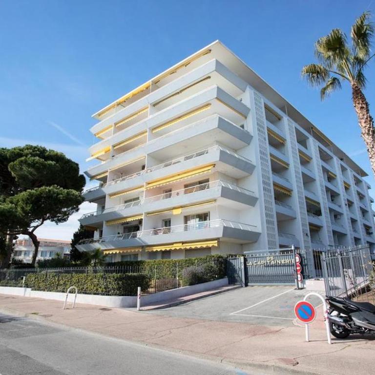 Grand Studio neuf face port et plage, parking privé - Appartement 1 Chambre - 24
