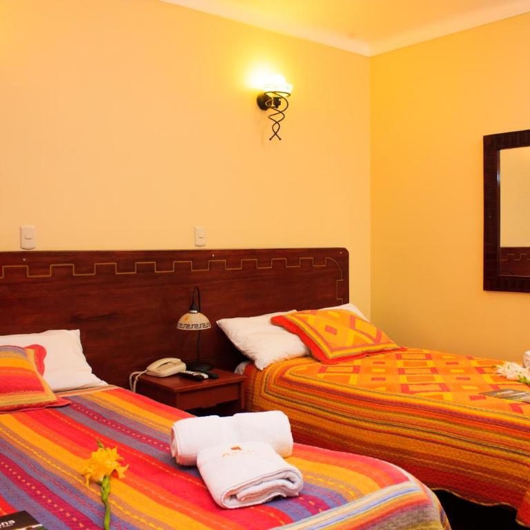 Qasana Hotel Plaza Calca - Standard Quadruple Room - 6