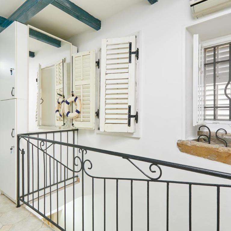 Old Town Aspida - Central & Unique - Three-Bedroom Villa - 26