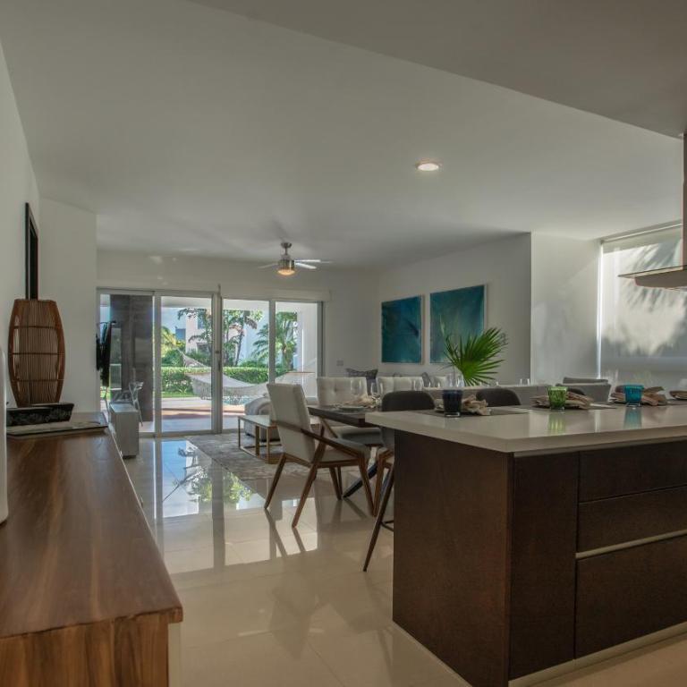 Casa Azul With Private Pool Condo - Two-Bedroom Apartment - 14