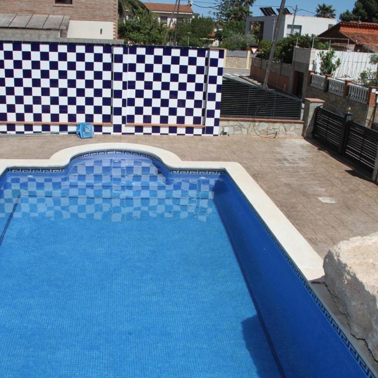 Chalet con piscina privada en zona tranquila de Cambrils - Casa de 4 dormitorios - 3