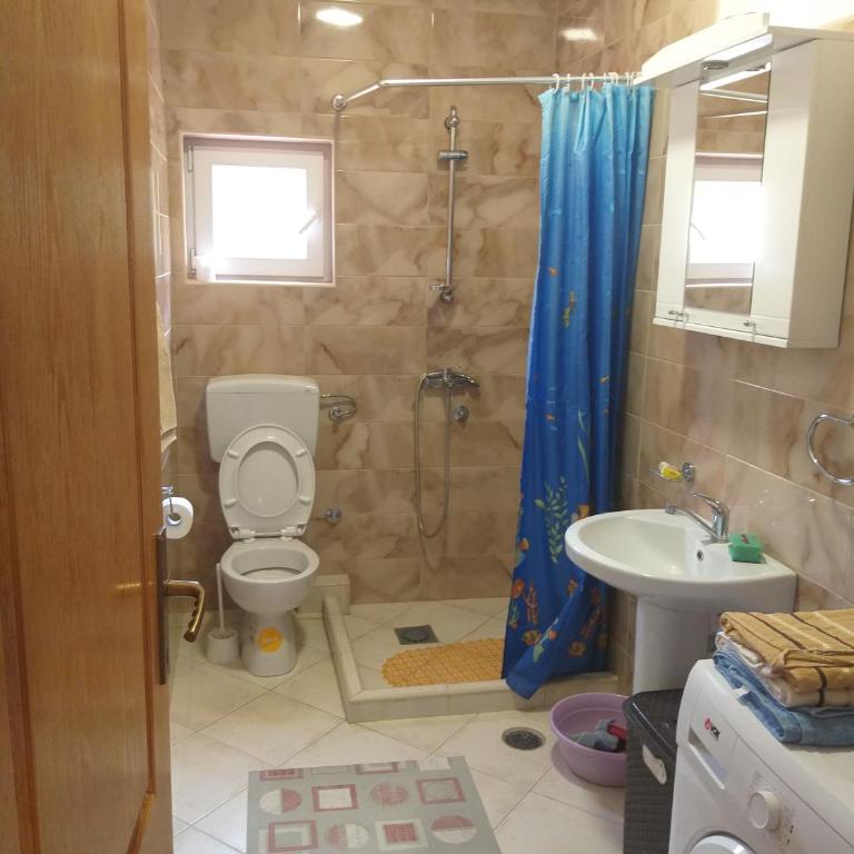 Apartman Simona - Apartment with Balcony - 4