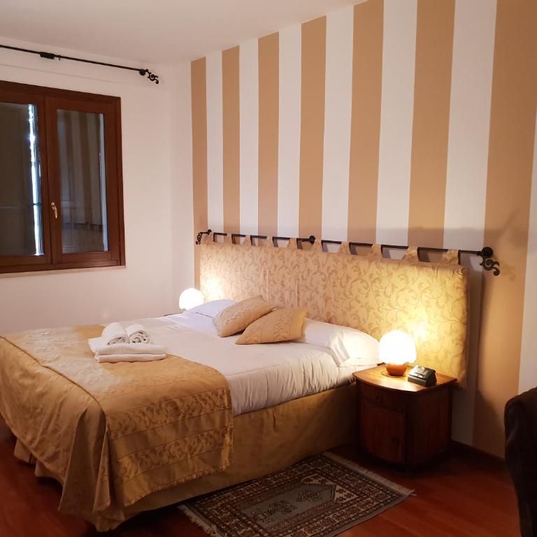 Locanda Da Vittorio - Camera Matrimoniale/Doppia con Letti Singoli - 11