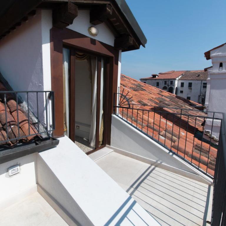 Ca' Bonfadini Historic Experience - Junior Suite con Terrazza - 7