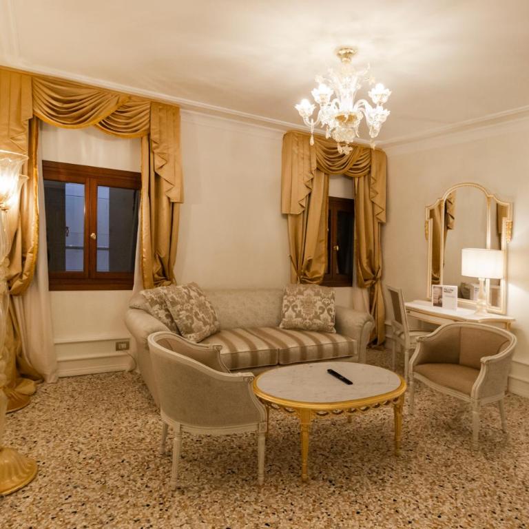 Ca' Bonfadini Historic Experience - Suite Classic - 13