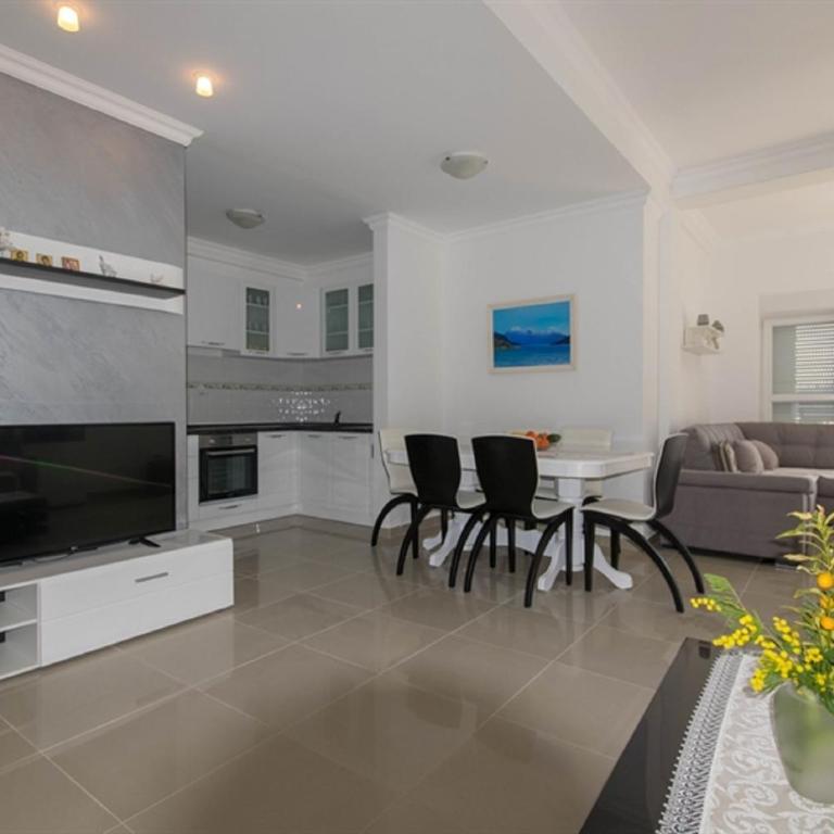 Bellissimo - Apartment with Sea View - 1