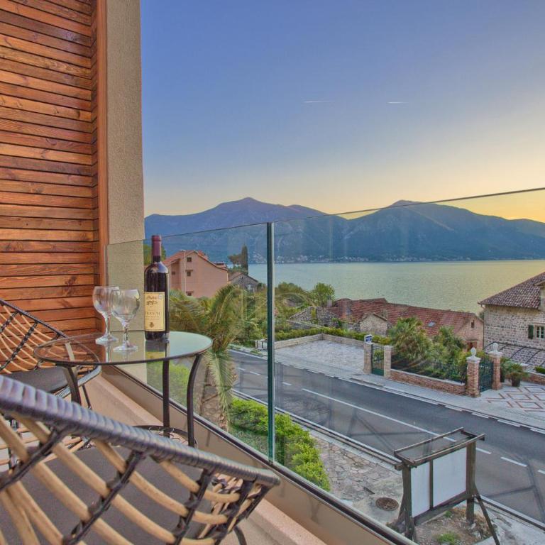 Magical View - Studio with Terrace - 3