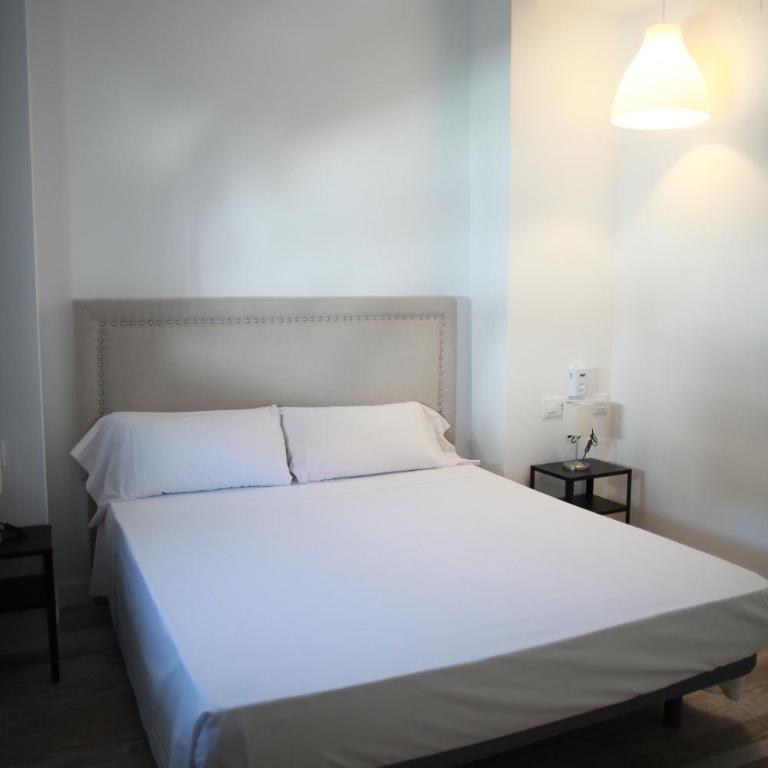 NWT Central Station Apartments - Apartment - 5