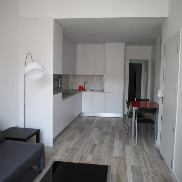 NWT Central Station Apartments - Apartment - 13