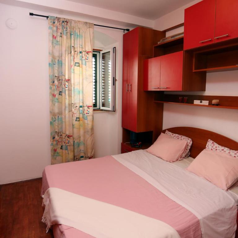 Tamaris Apartmani Igalo Centar - Apartment with Sea View - 13