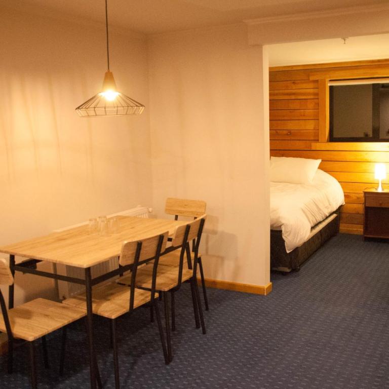 Las Bravas Lodge - Two-Bedroom Apartment - 6