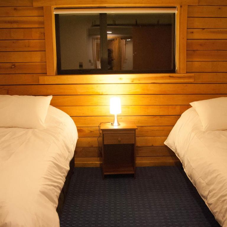 Las Bravas Lodge - Two-Bedroom Apartment - 8