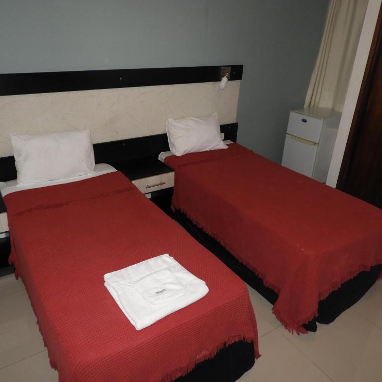 Hotel Puesta del Sol - Habitación Doble - 2 camas - 4