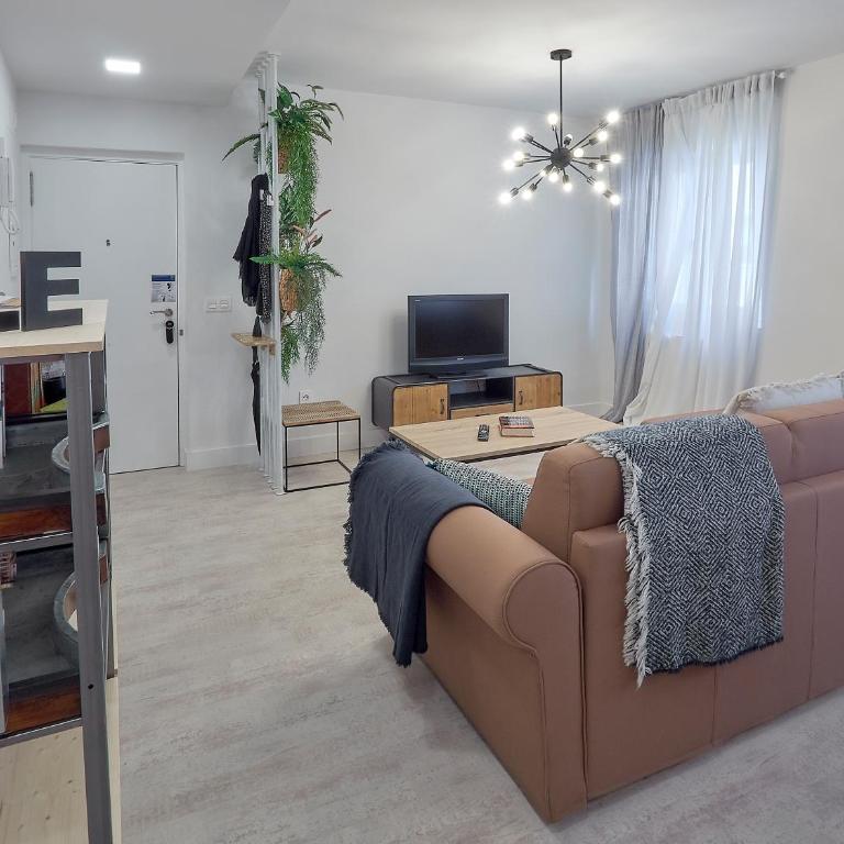 León Escalerilla Plaza Mayor - Apartamento de 2 dormitorios - 11