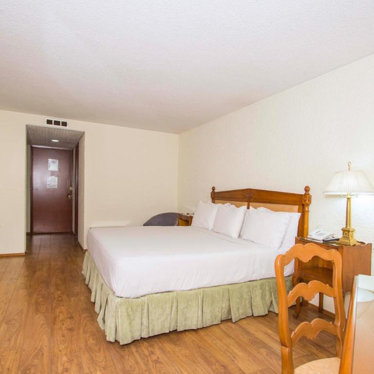 Hotel Valle de Mexico Toreo - Superior King Room - 3