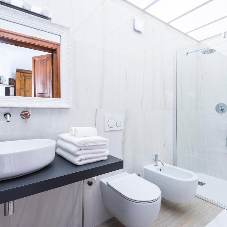 Villa Savioli Room & Breakfast - Camera Matrimoniale/Doppia con Letti Singoli con Bagno Privato Esterno - 8