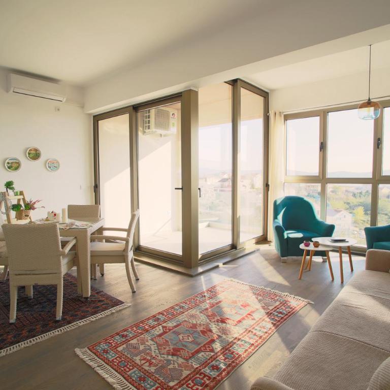 Sun Salutation in Tivat 2 Bedroom with a Great Sea View - Apartment - 2
