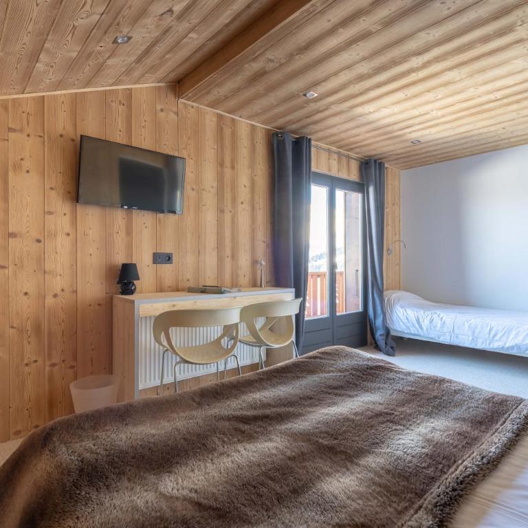 Chalet-Hôtel Les Rhodos - Chambre Quadruple - Mont-Blanc - 2
