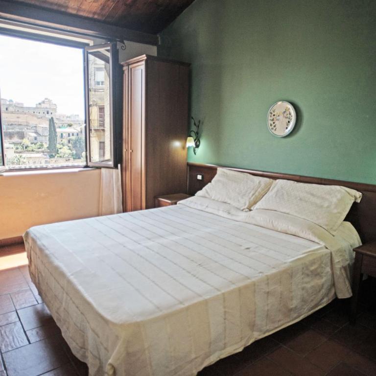 B&B Salotto Di Athena - Camera Matrimoniale/Doppia con Letti Singoli - 9